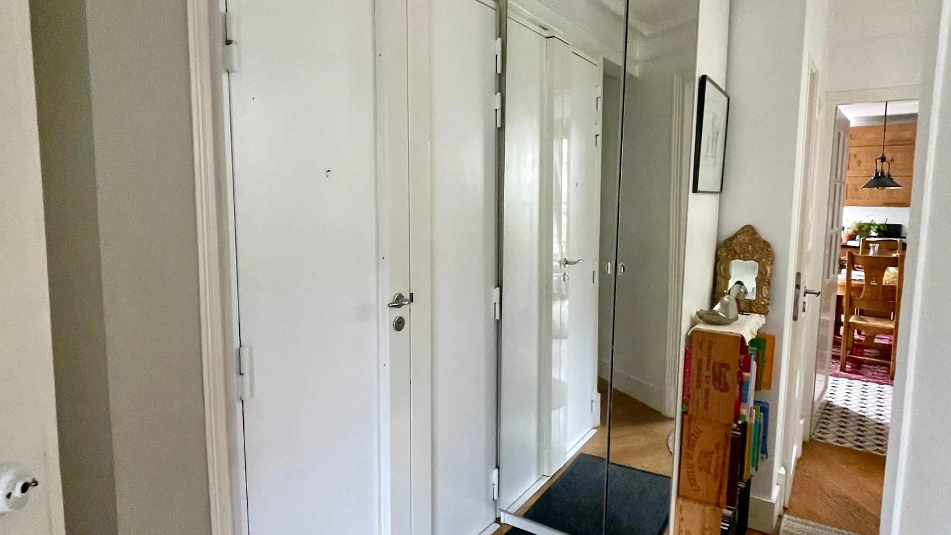 Grand Appartement Familial Parisien, Avec Balcon Et Parking Lägenhet Paris